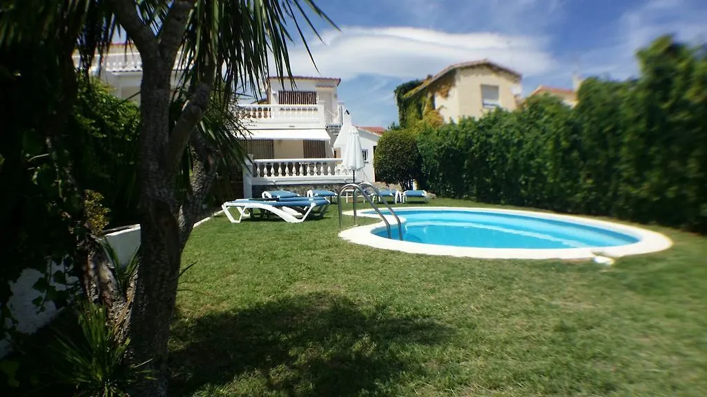 Villa 008 Noguera Ampuriabrava Сasa de vacaciones