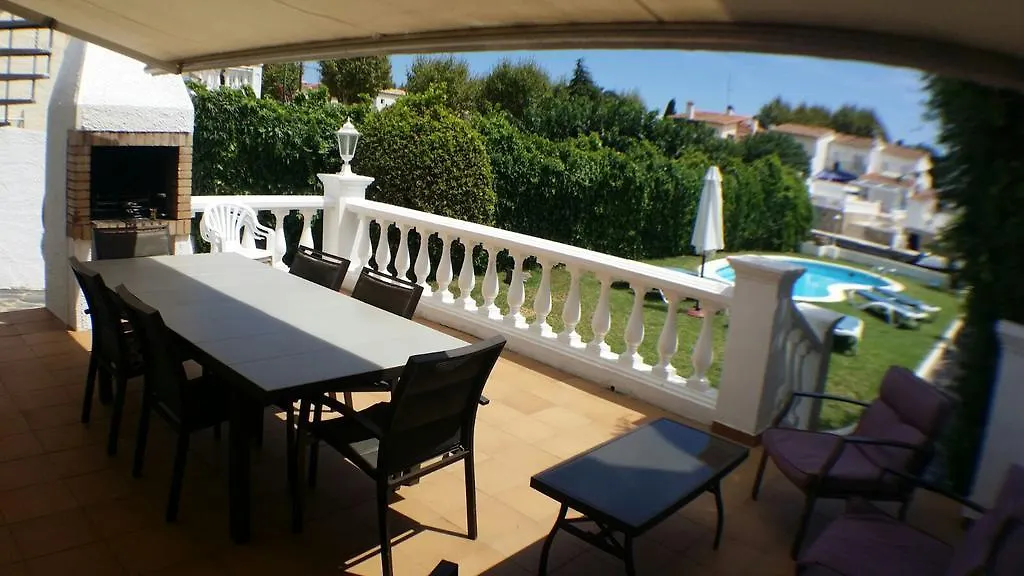 Villa 008 Noguera Ampuriabrava España